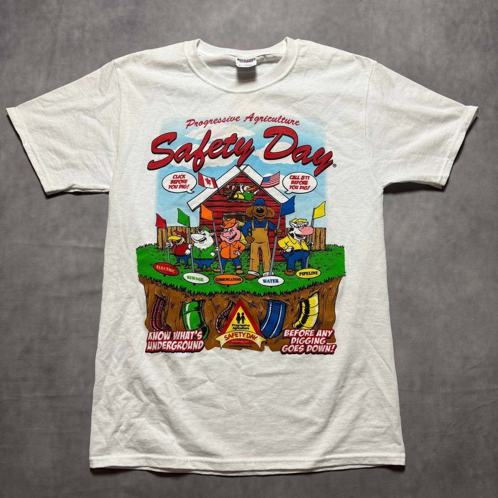 Jerzees Safety Day Graphic T-Shirt Mens Small White Farm Agriculture John Deere